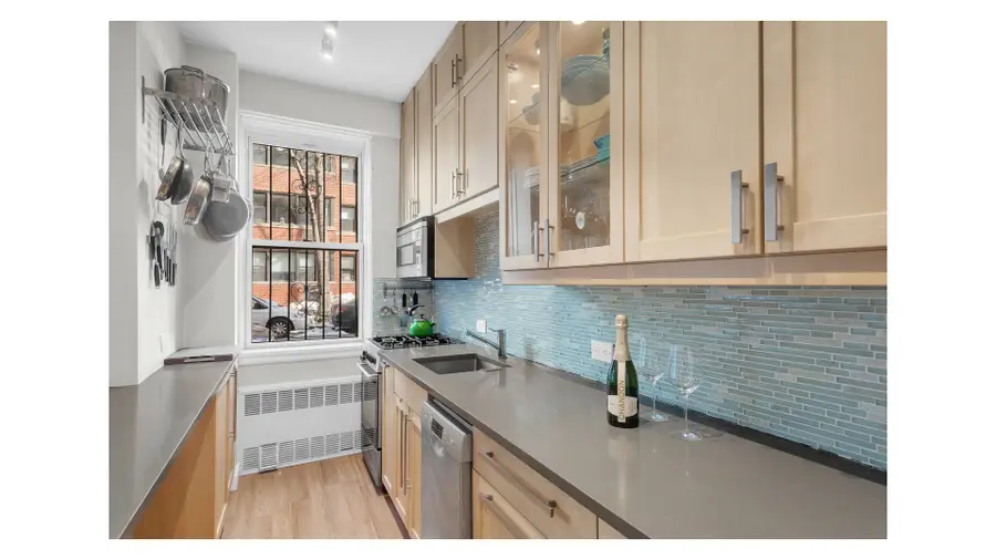 12 Beekman Place #1H, Manhattan, NY 10022 - #3