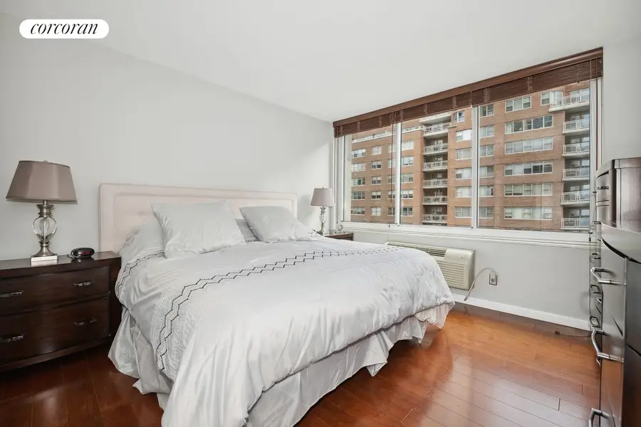 353 E 72nd Street #10C, Manhattan, NY 10021 - #3