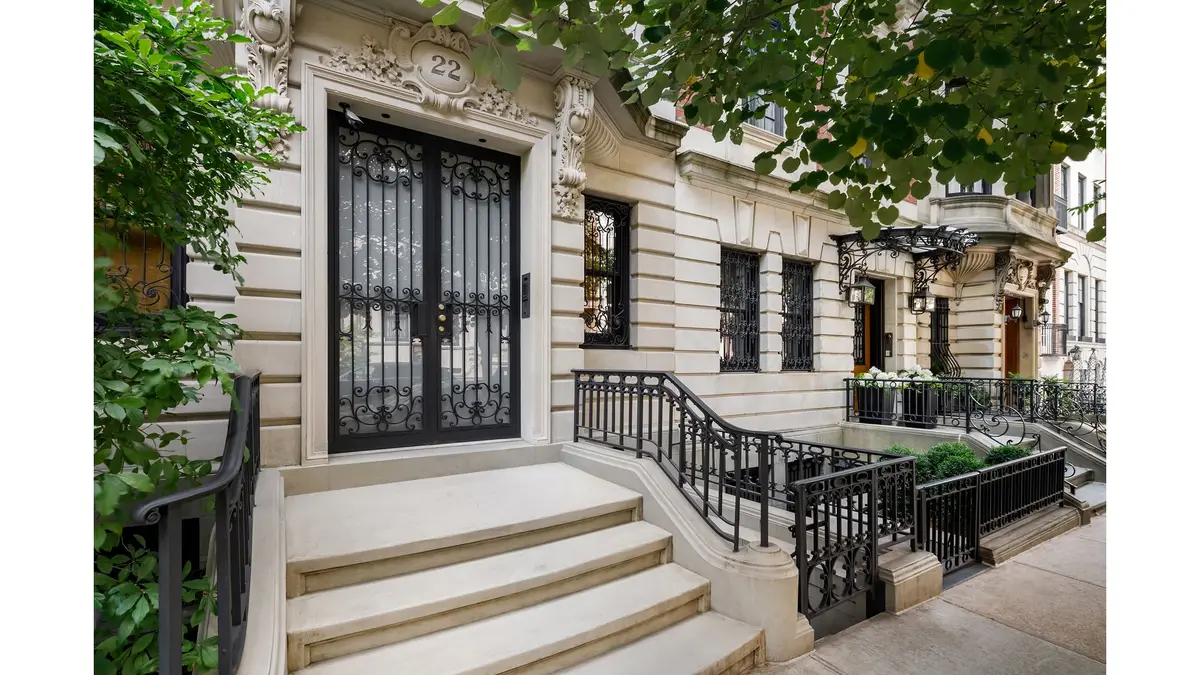22 E 94th Street, Manhattan, NY 10128 - #1