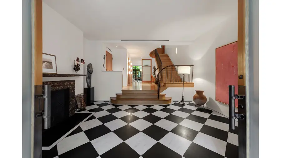 22 E 94th Street, Manhattan, NY 10128 - #3