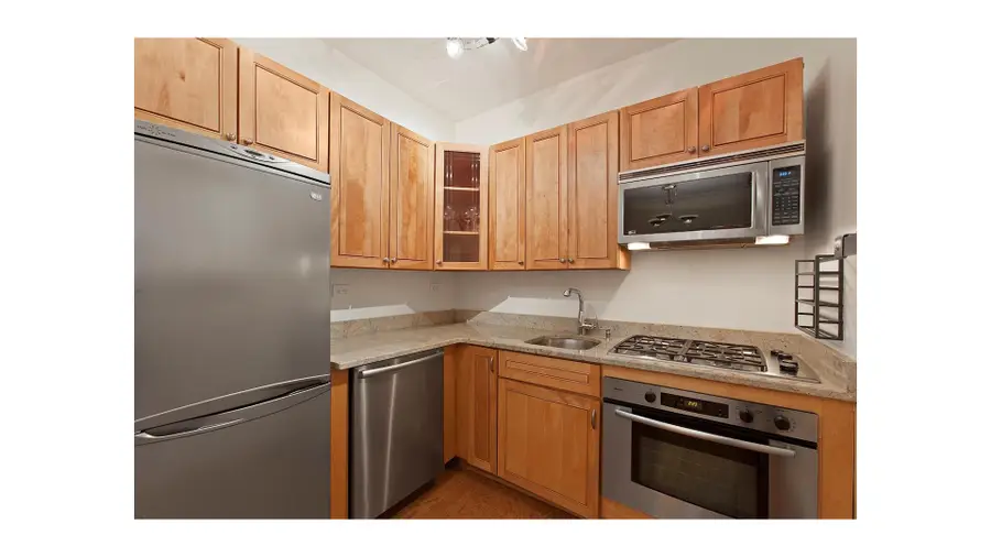 16 W 16th Street #1UN, Manhattan, NY 10011 - #3