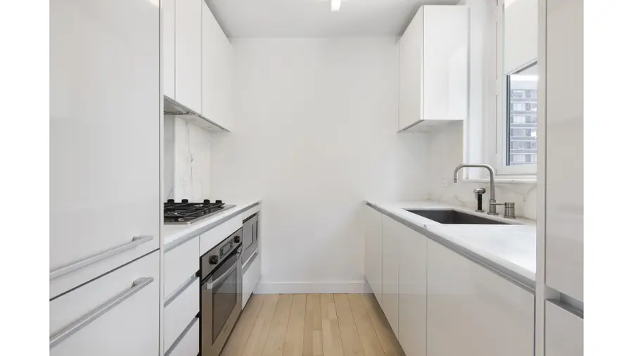 322 W 57th Street #24C, Manhattan, NY 10019 - #3