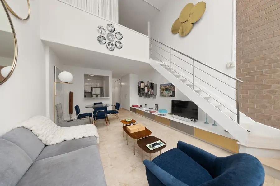 32 E 76th Street #1403, Manhattan, NY 10021 - #3