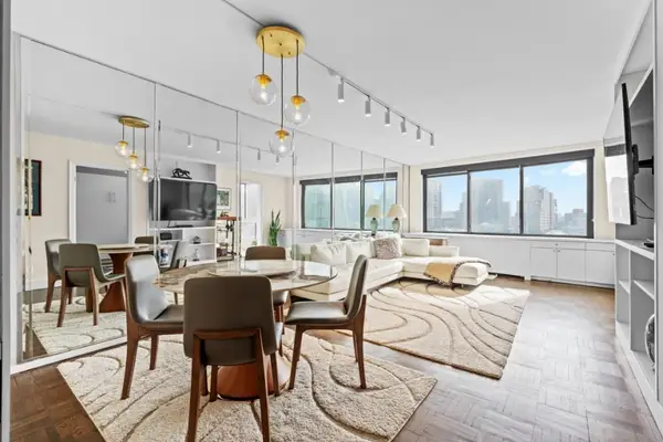 530 E 72nd Street #2E, Manhattan, NY 10021