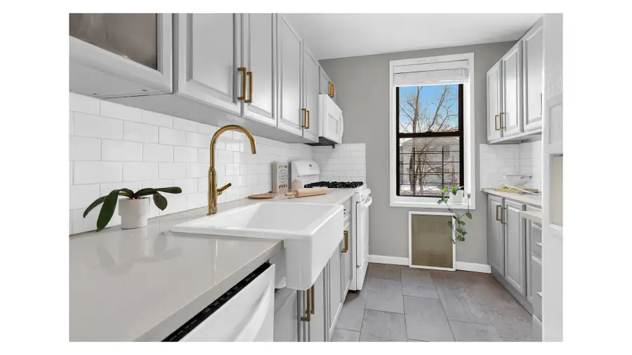 599 E 7th Street #2K, Brooklyn, NY 11218 - #3