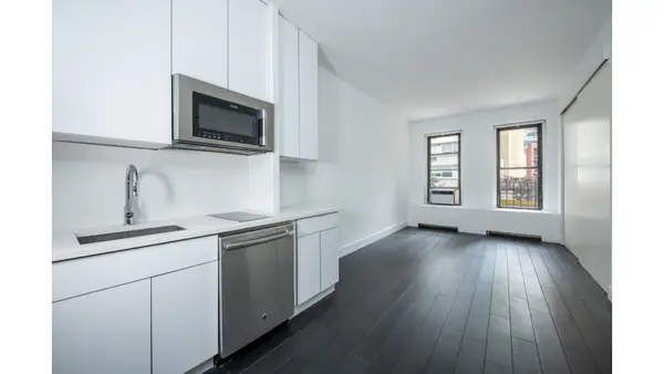 237 E 54th Street #2B, Manhattan, NY 10022