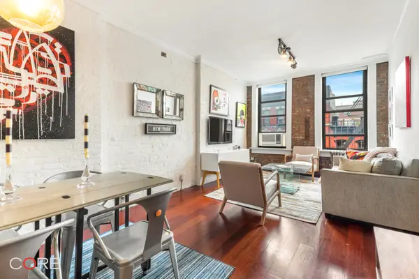 241 E 7th Street #5A, Manhattan, NY 10009