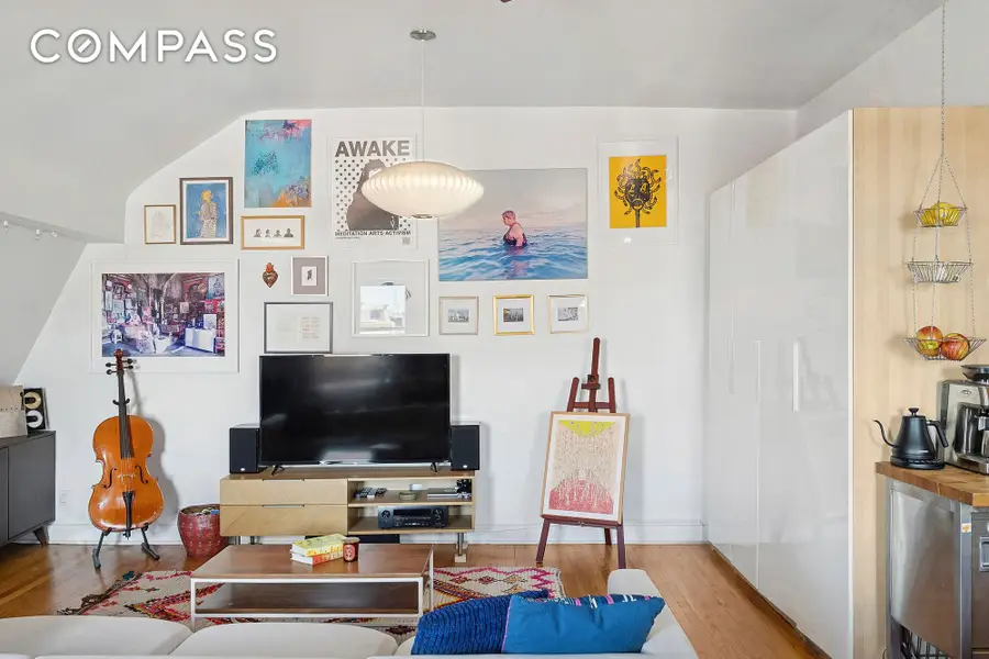 184 Clinton Avenue #4A, Brooklyn, NY 11205 - #3