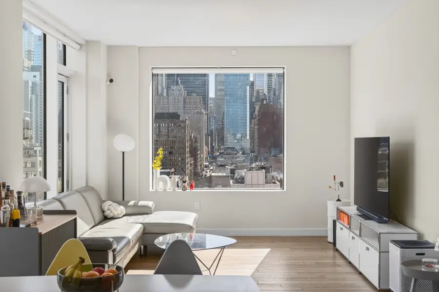 505 W 43rd Street #14A, Manhattan, NY 10036 - #3