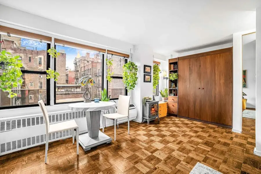 245 E 24th Street #6B, New York, NY 10010 - #3