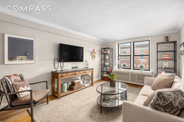 350 Bleecker Street #6N, Manhattan, NY 10014