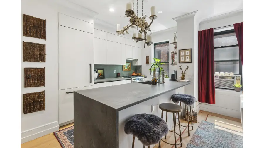 24-39 38th Street #C9, Astoria, NY 11103 - #2