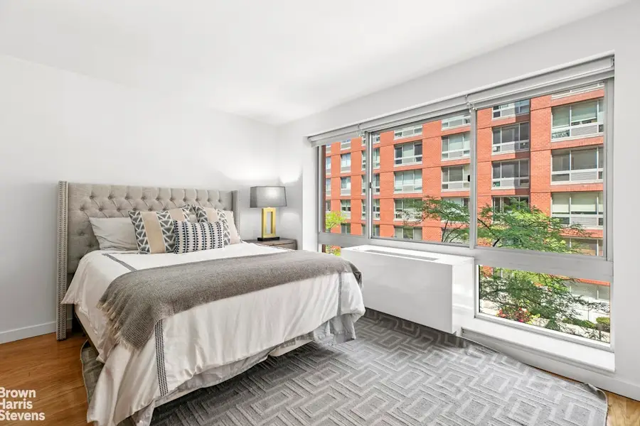 555 W 23rd Street #S5R, Manhattan, NY 10011 - #3
