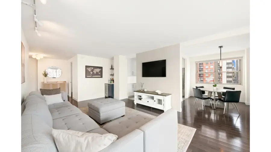300 E 40th Street #27B, Manhattan, NY 10016 - #2