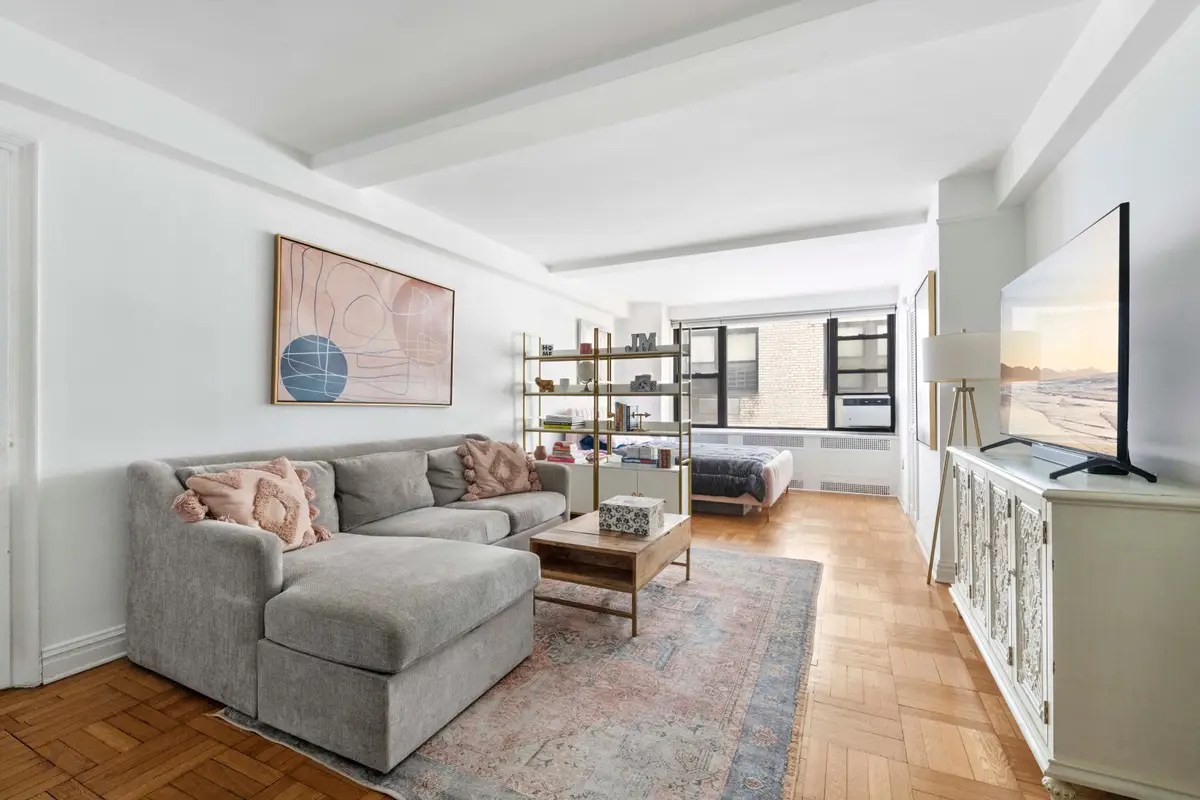 235 E 73rd Street #3G, New York, NY 10021 - #1