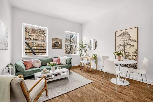 406 W 46th Street #3B, Manhattan, NY 10036