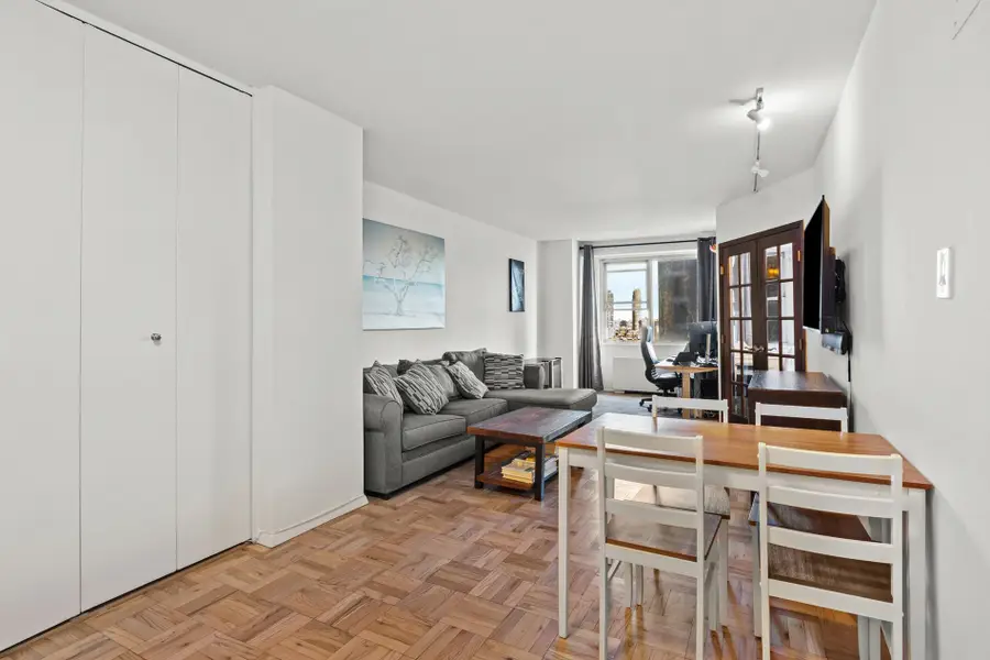 300 E 40th Street #12E, Manhattan, NY 10016 - #3