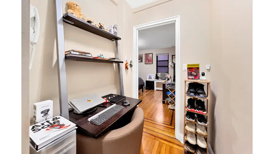 142 E 49th Street #3D, New York, NY 10017 - #3