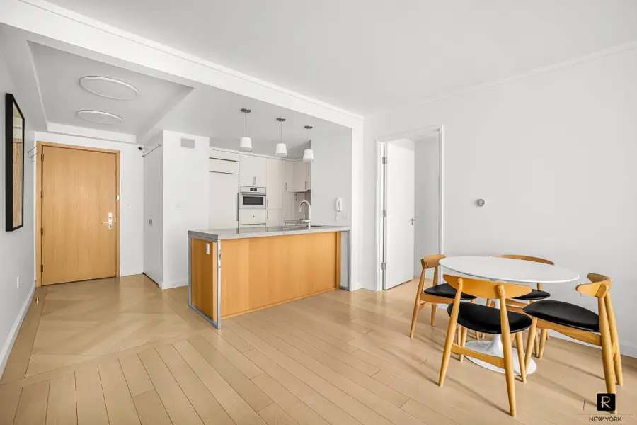 212 Warren Street #9-R, New York, NY 10282 - #2