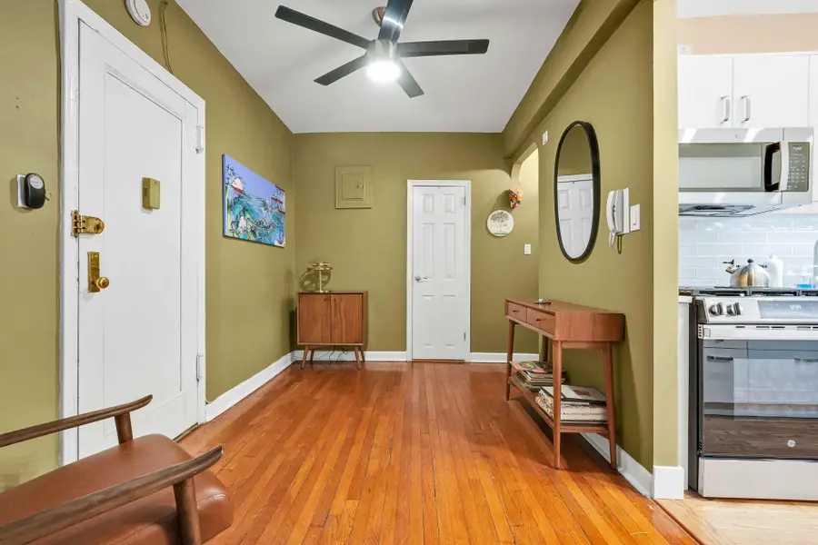 221 E 18th Street #2-K, Brooklyn, NY 11226 - #3