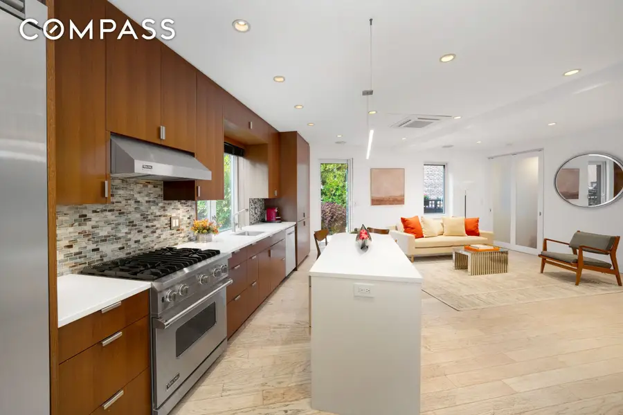 314 E 41st Street #PH2B, New York, NY 10017 - #3