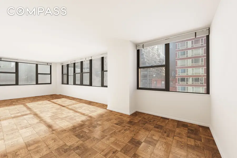 301 E 45th Street #5E, Manhattan, NY 10017 - #2