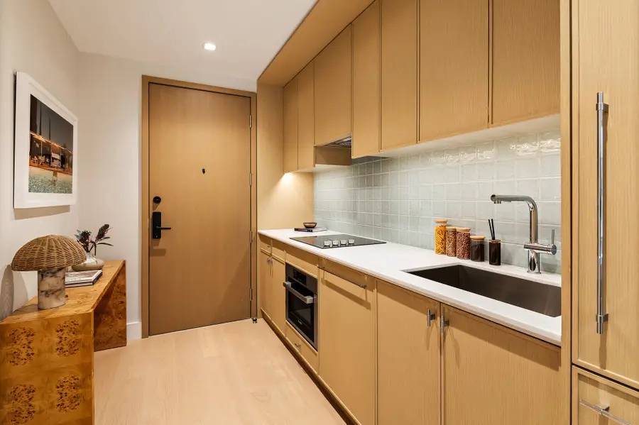 24-01 Queens Plaza N #502, Queens, NY 11101 - #2