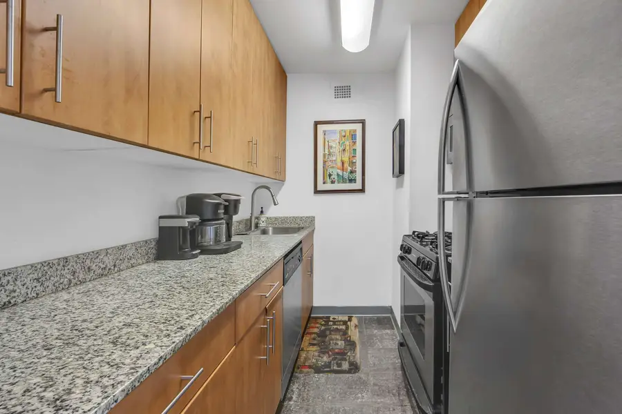 310 E 46th Street #21f, Manhattan, NY 10017-3002 - #2