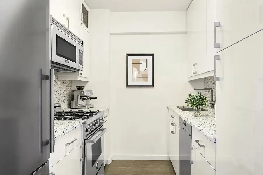 301 E 69th Street #12A, Manhattan, NY 10021 - #3