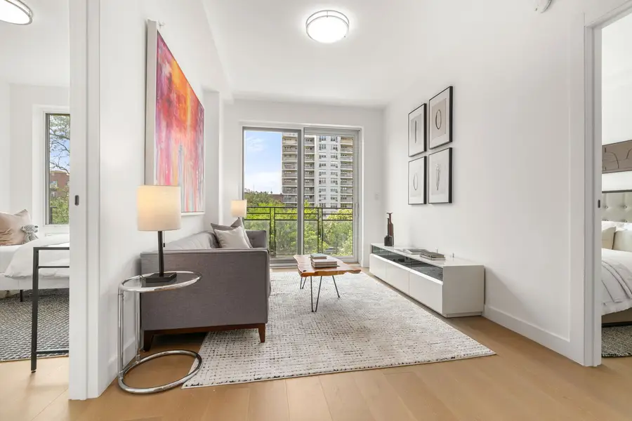 379 Ocean Parkway #5C, Brooklyn, NY 11218 - #2