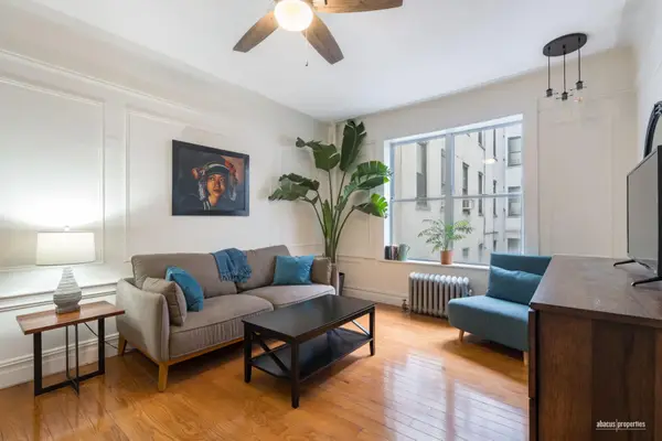 77 Eastern Parkway #2D, Brooklyn, NY 11238