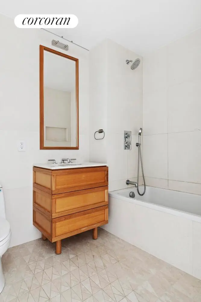 37-14 34th Street #N4C, Queens, NY 11101 - #2