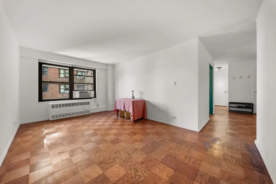 210 E Broadway #H1305, Manhattan, NY 10002 - #2
