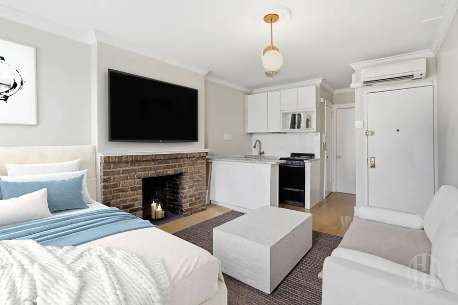 354 W 12th Street #4D, Manhattan, NY 10014-1769 - #2