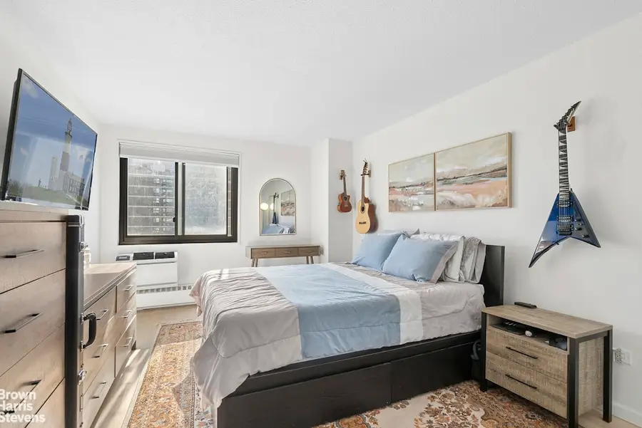 90 Gold Street #24B, New York, NY 10038 - #3