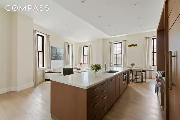 100 Barclay Street #17L, Manhattan, NY 10007