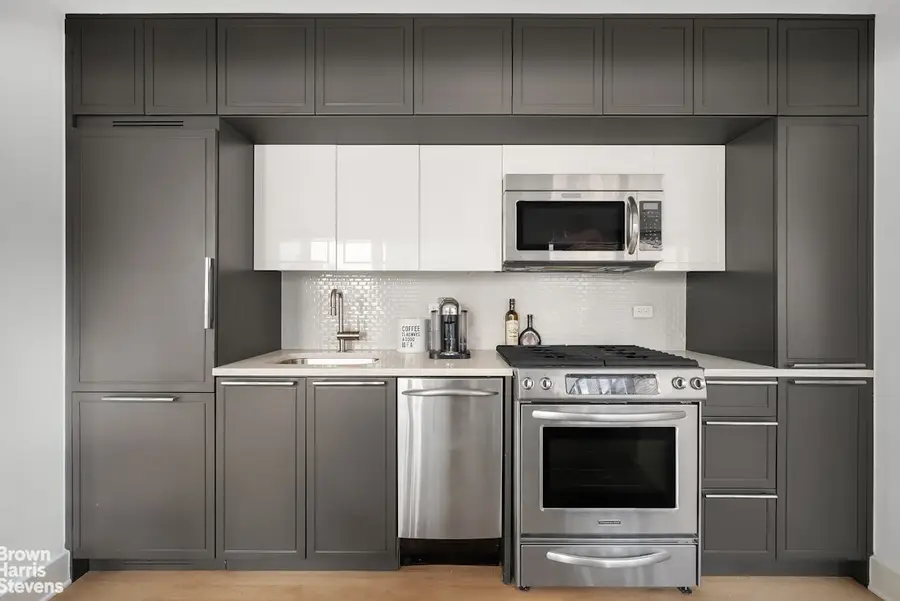 432 W 52nd Street #5B, Manhattan, NY 10019 - #3