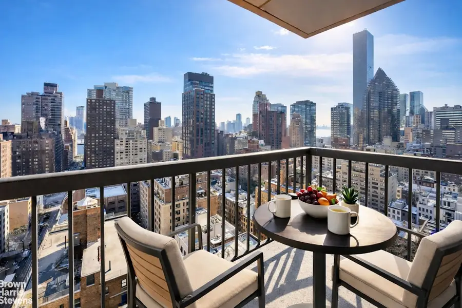 300 E 54th Street #24L, New York, NY 10022 - #3