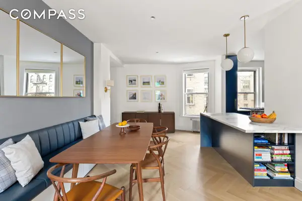 261 W 22nd Street #12A14, Manhattan, NY 10011