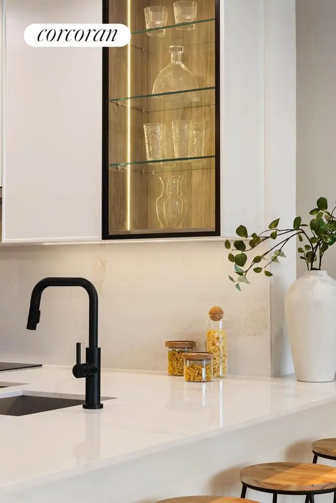 25-23 Newtown Avenue #3B, Queens, NY 11102 - #2