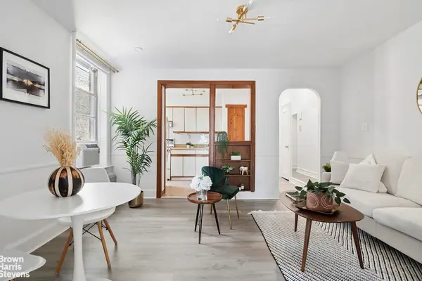 712 45th Street #3D, Brooklyn, NY 11220