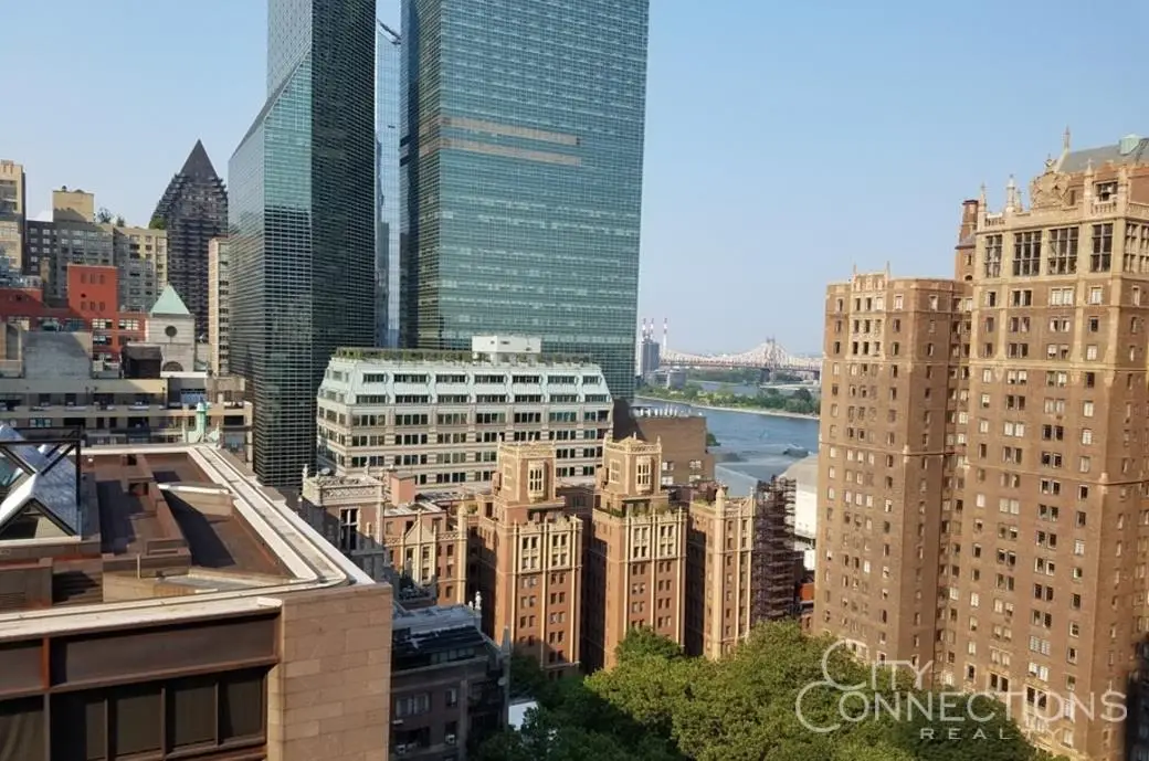 320 E 42nd Street #2004, New York, NY 10017 - #1