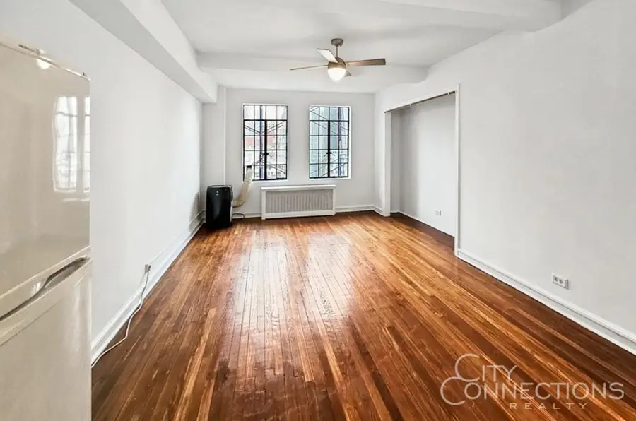 320 E 42nd Street #2004, New York, NY 10017 - #3