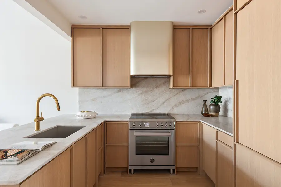 215 Calyer Street #1, Brooklyn, NY 11222 - #2