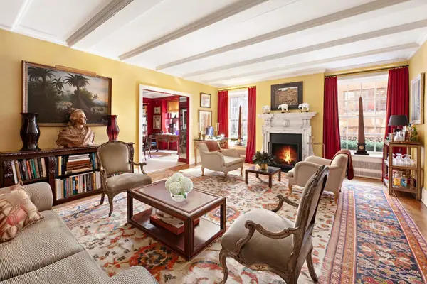 45 E 62nd Street #4A, Manhattan, NY 10065