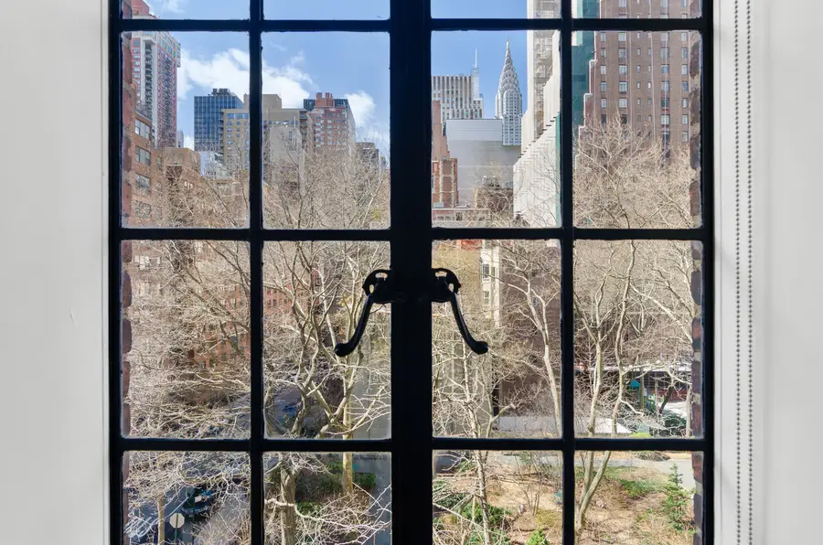 25 Tudor City Place #619, Manhattan, NY 10017 - #3