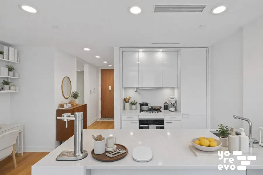 301 E 61st Street #3D, Manhattan, NY 10065 - #3