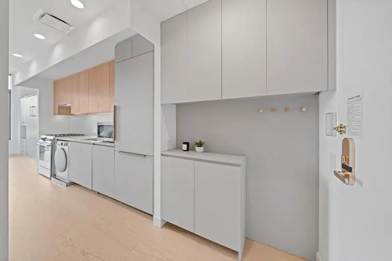 3 Court Square #523, Queens, NY 11101 - #3