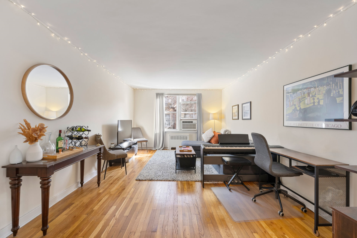143 Bennett Avenue #2R, Manhattan, NY 10040 - #1