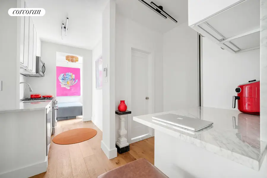 155 W 20th Street #6J, New York, NY 10011 - #3